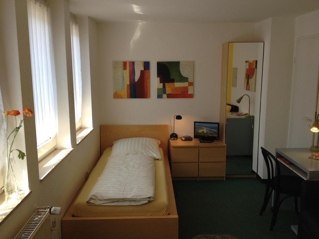 Apartmenthaus Somborn Bochum Room photo
