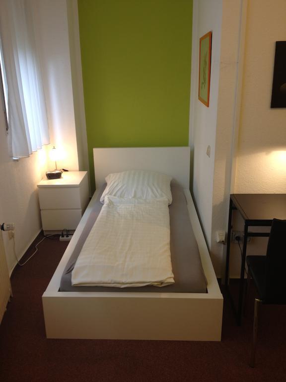 Apartmenthaus Somborn Bochum Room photo