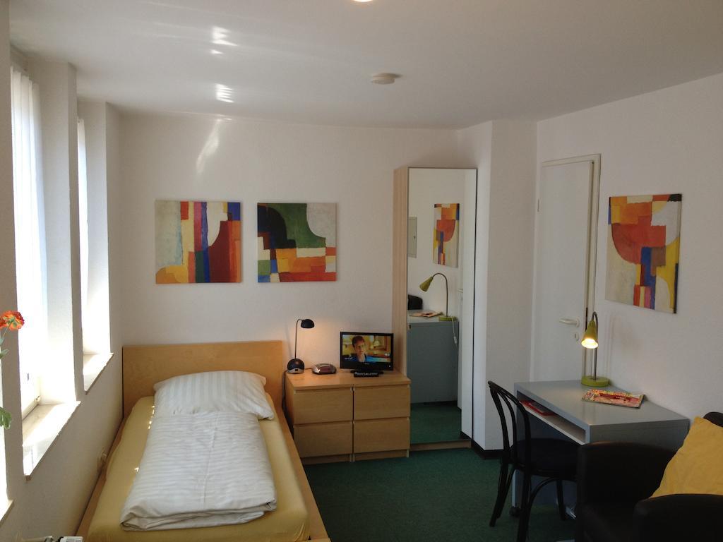 Apartmenthaus Somborn Bochum Room photo